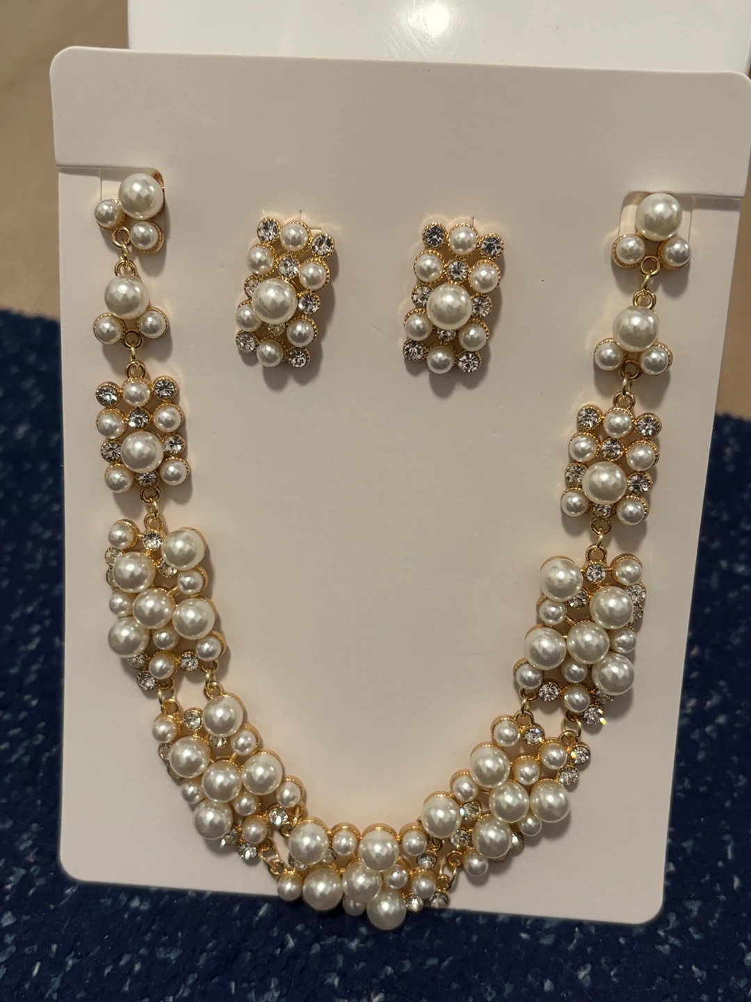 Pearl and Rhinestone Necklace and Earring Set - photo 5