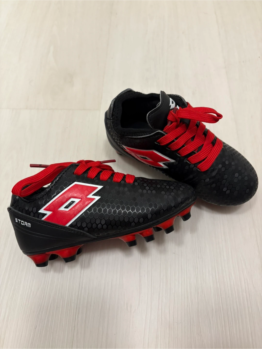 Soccer kids cleats