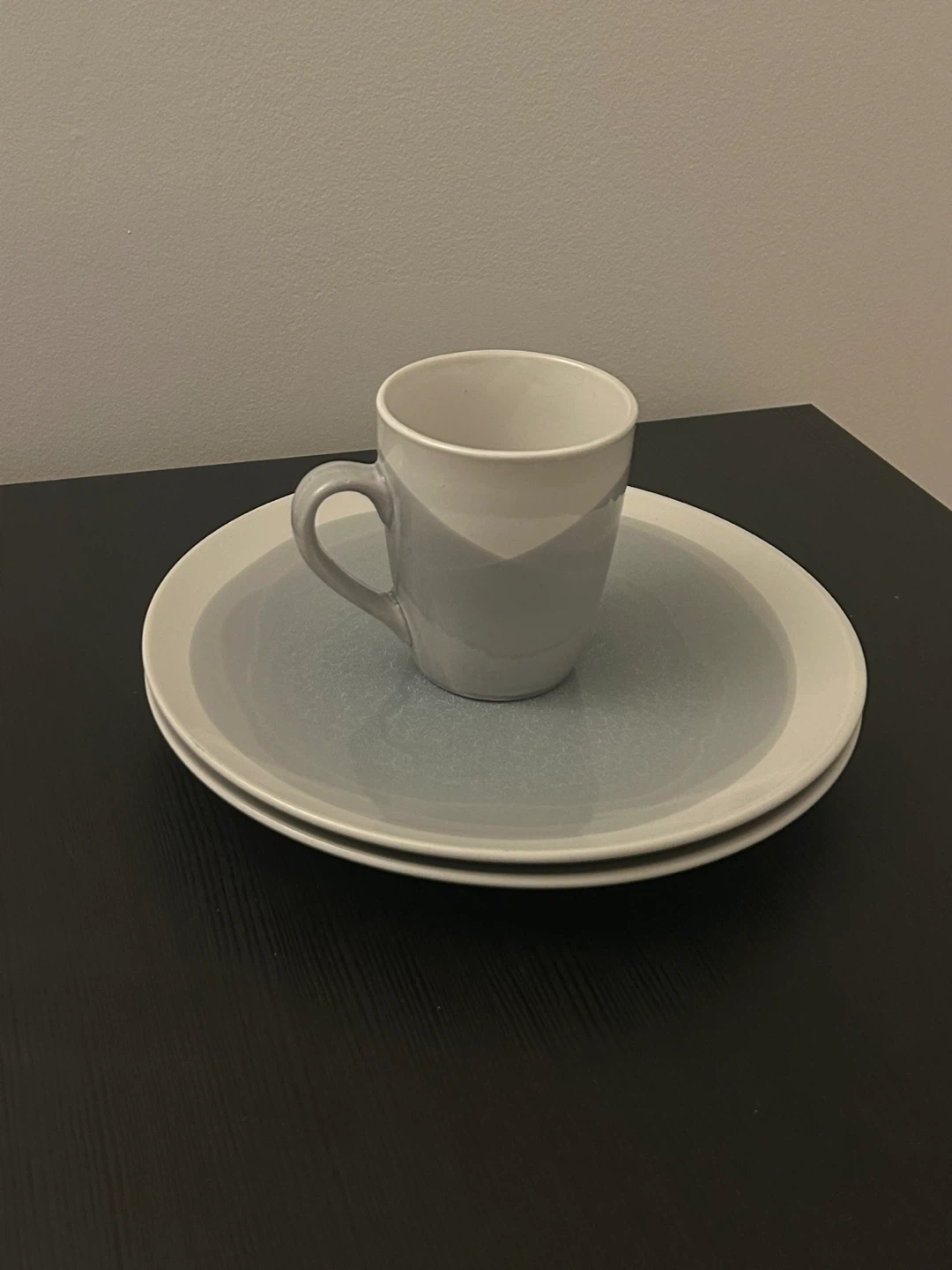 Signature Housewares Mug and Plates Set - photo 3