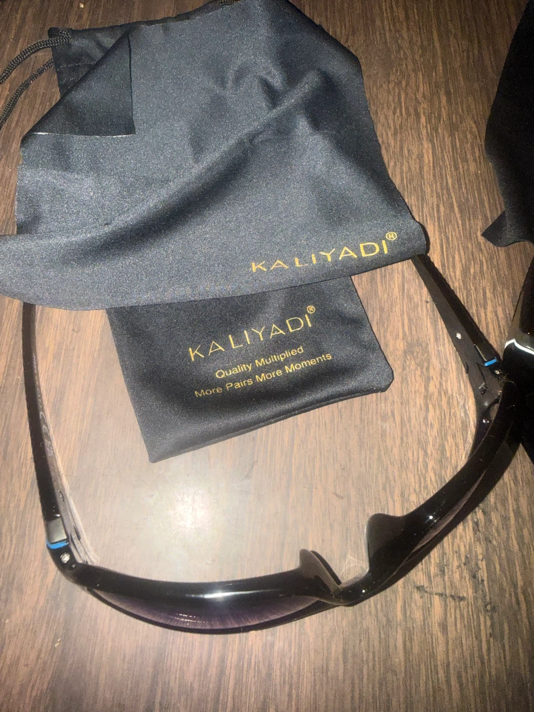 A pair of black, a pair of blue polarized sunglasses! - photo 2