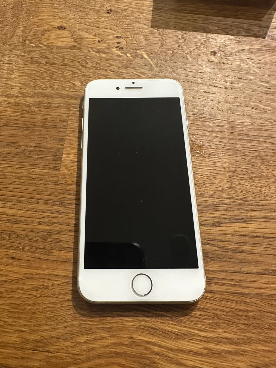 Apple iPhone 8 - White - photo 2