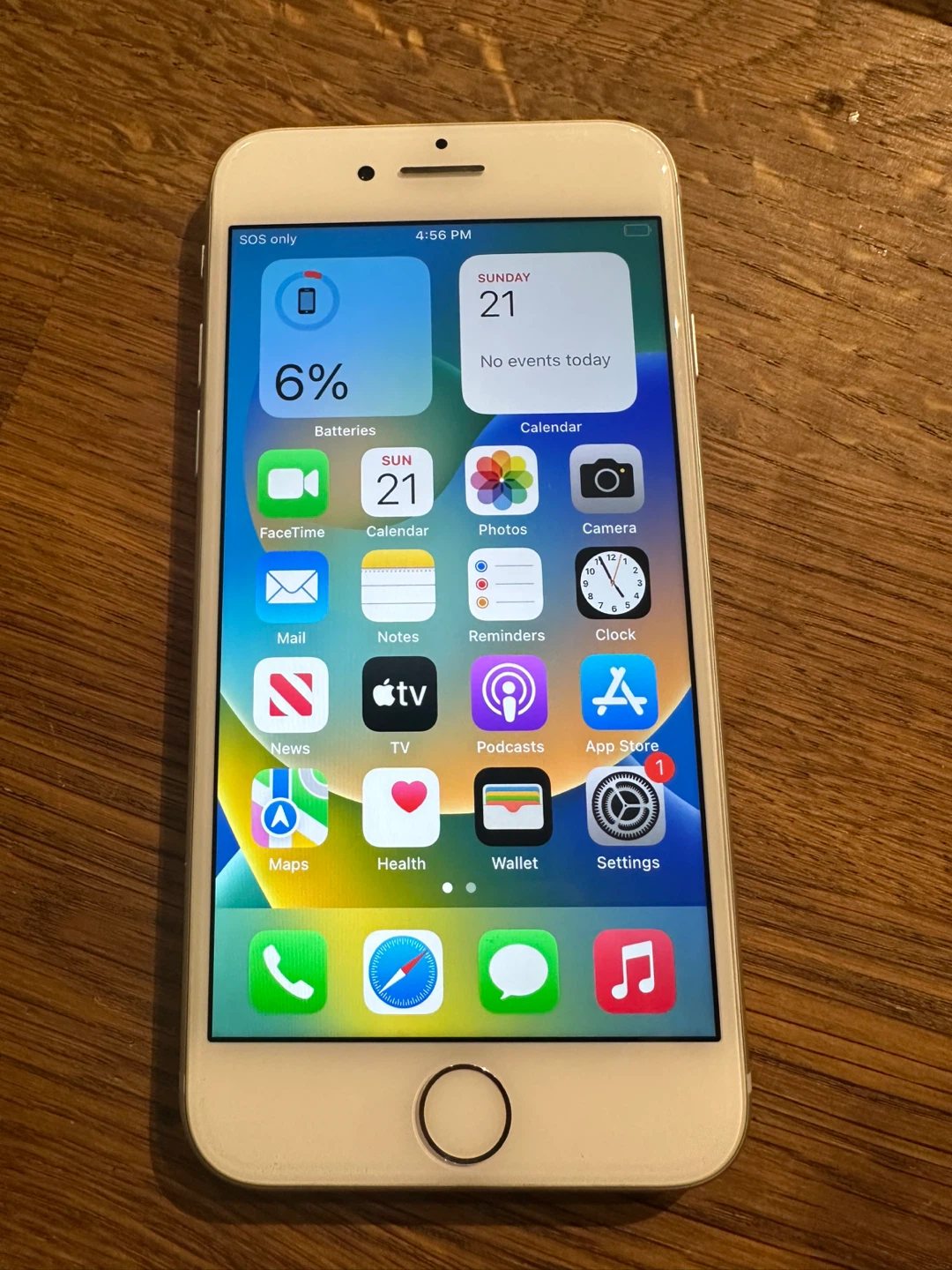 Apple iPhone 8 - White - photo 5