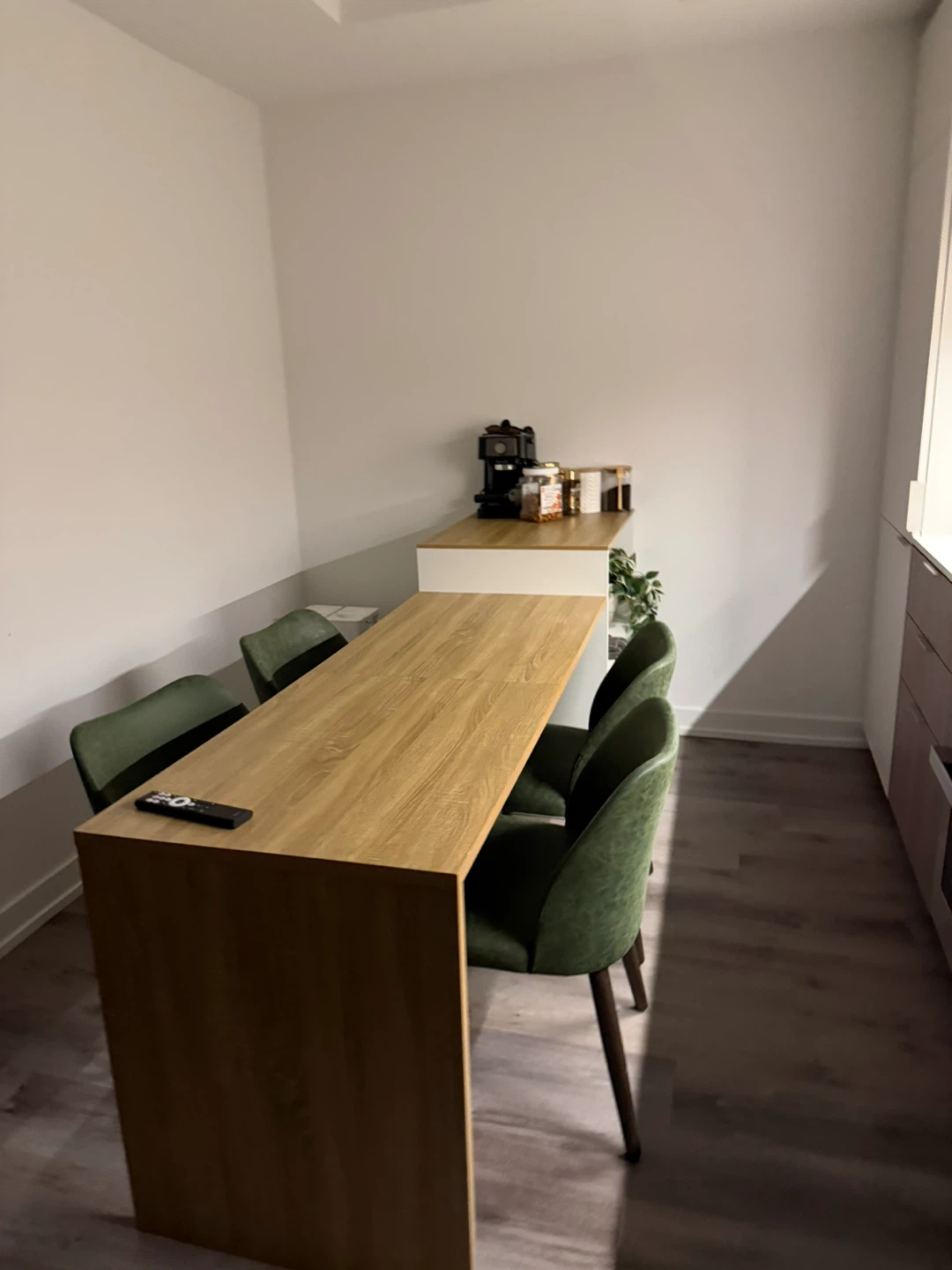 Modern Wood Dining Table with 4 Green Chairs