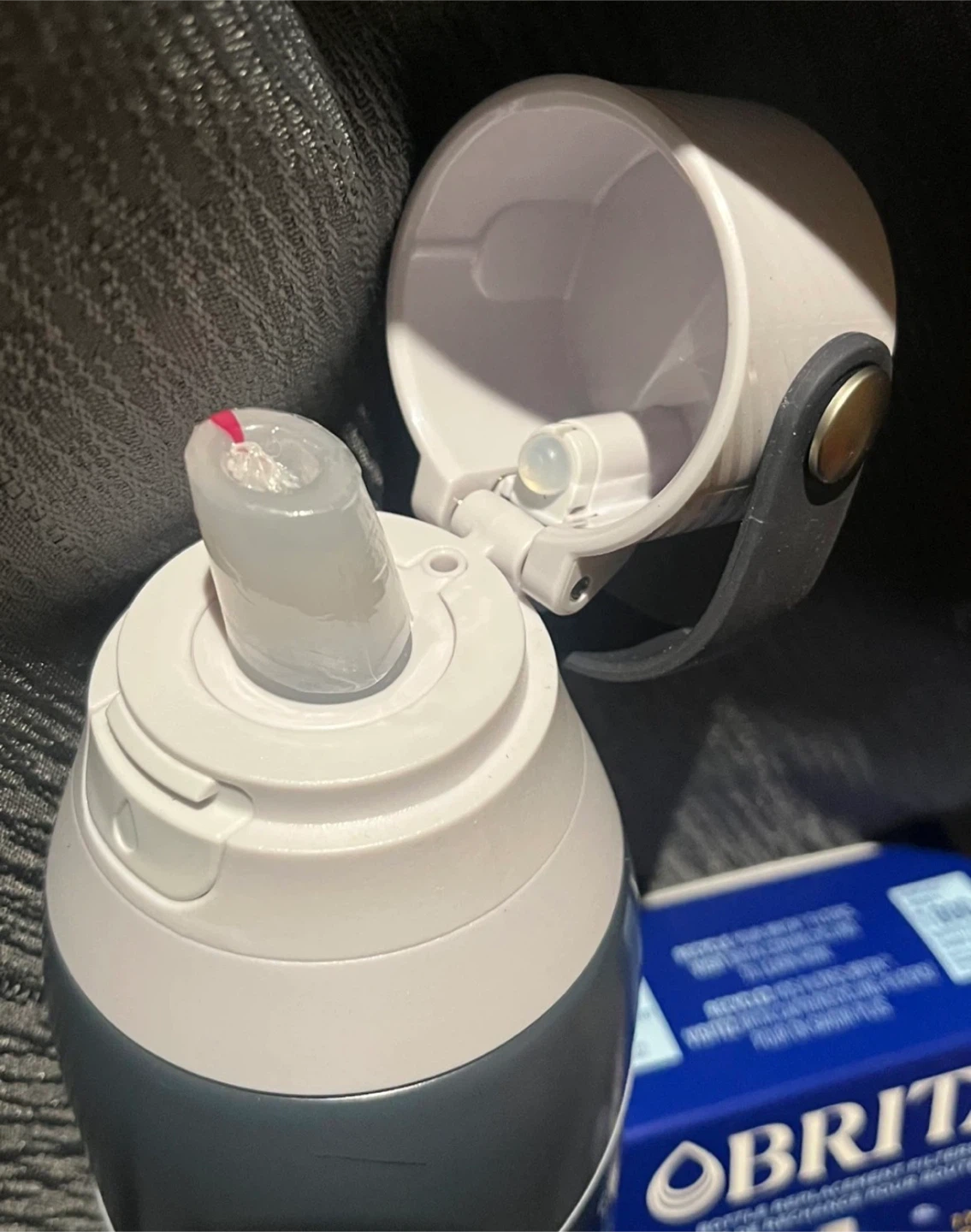 Brita Premium Filtering Water Bottle with 1 Year Pack of Filters - photo 3