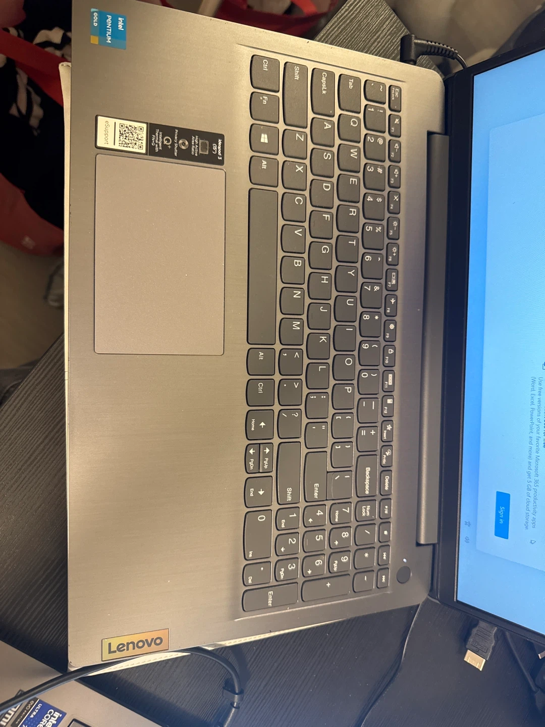Lenovo Laptop Intel Pentium Gold 7505 - photo 3