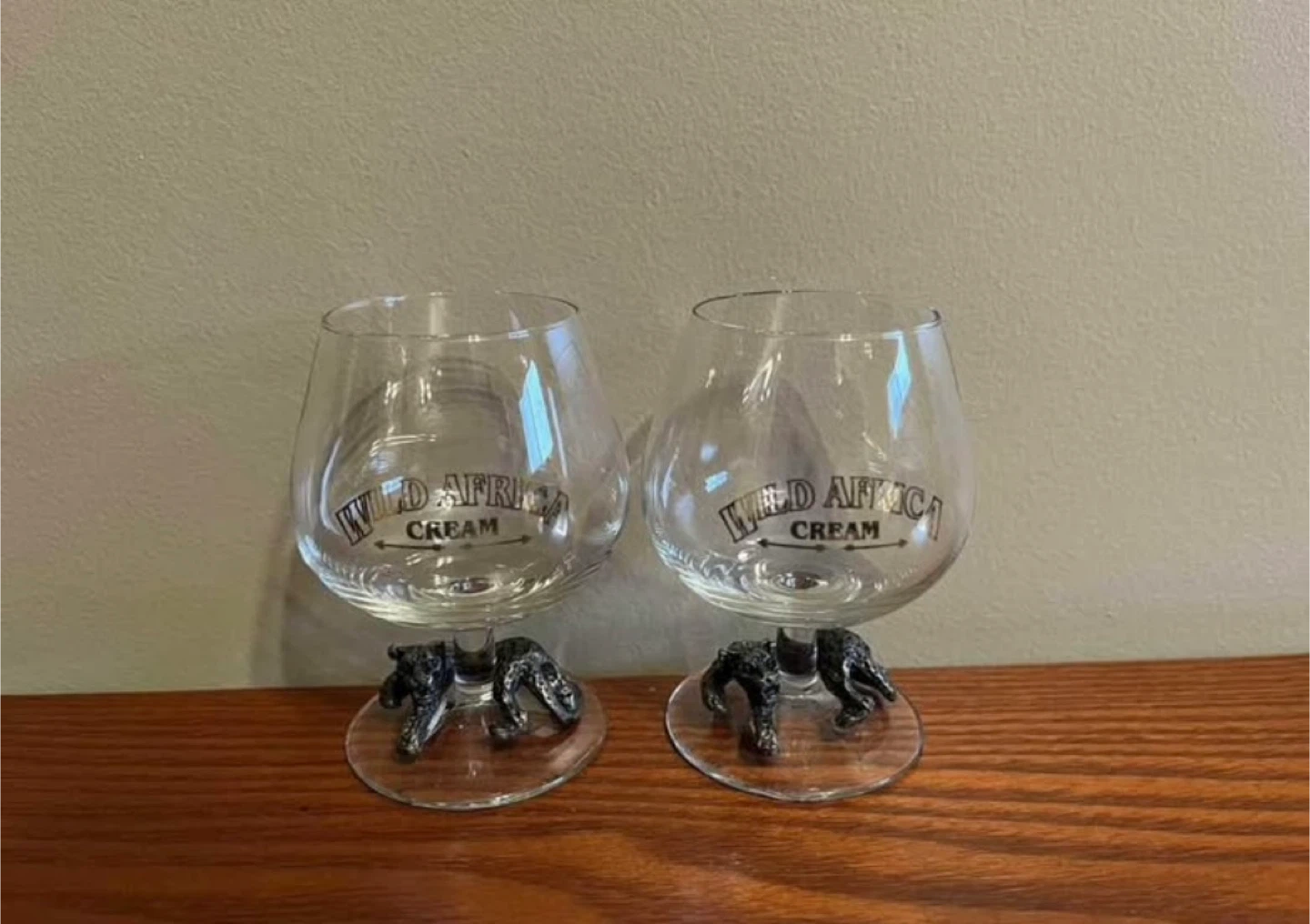 VINTAGE ARCOROC CROCUS & WILD AFRICA GLASSES - photo 2