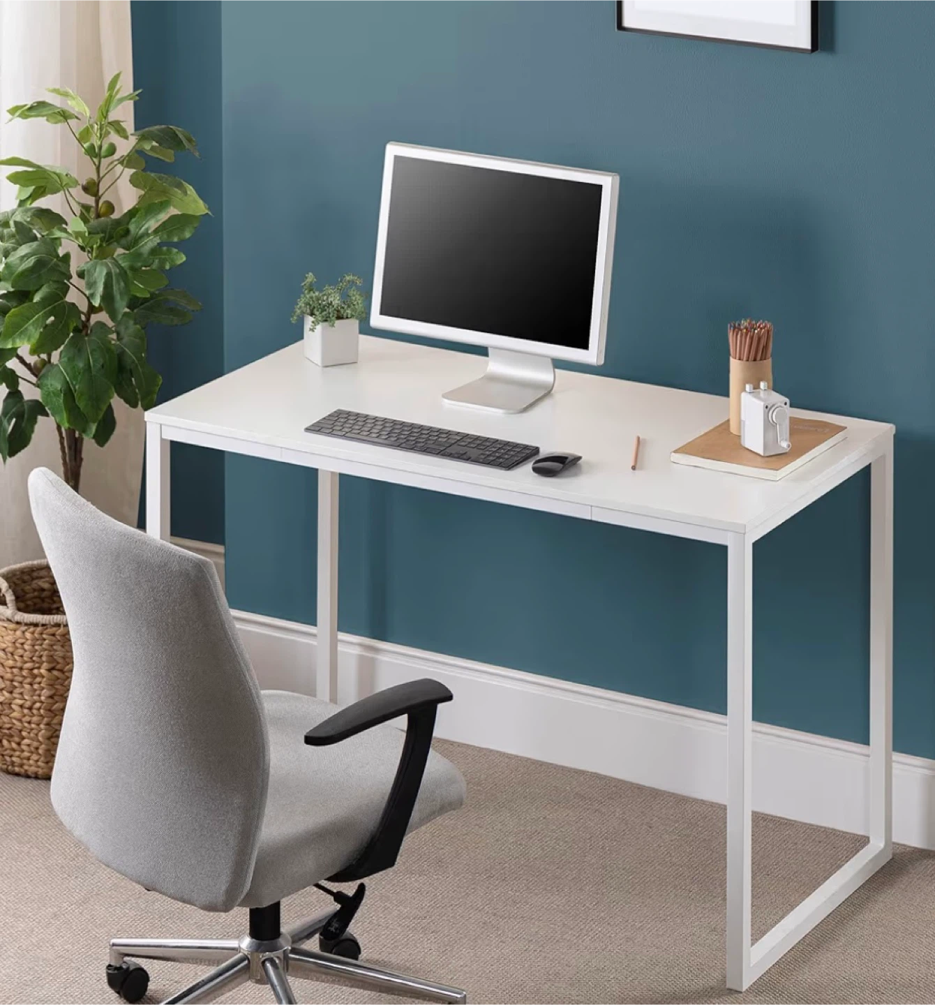 Zinus Jennifer 47 Inch White Frame Desk