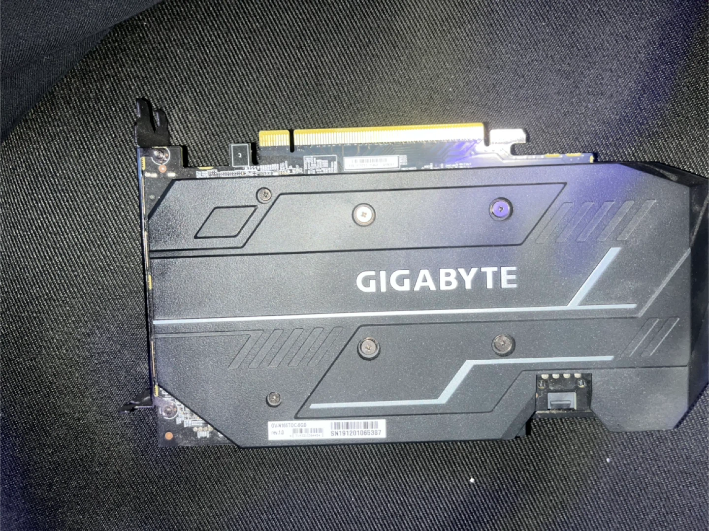 GIGABYTE GeForce GTX 1660 ti - photo 4