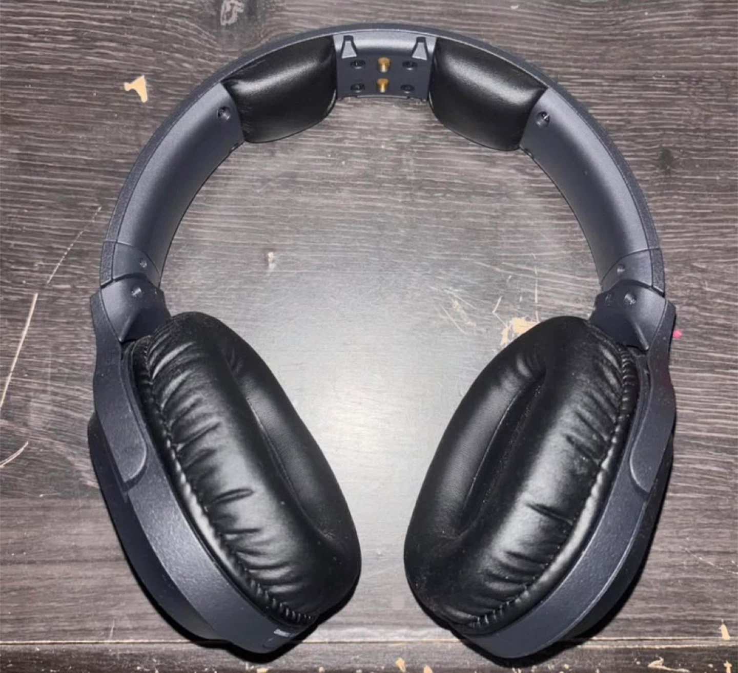 Sony WH-RF400 Wireless Headphones with Stand - photo 4