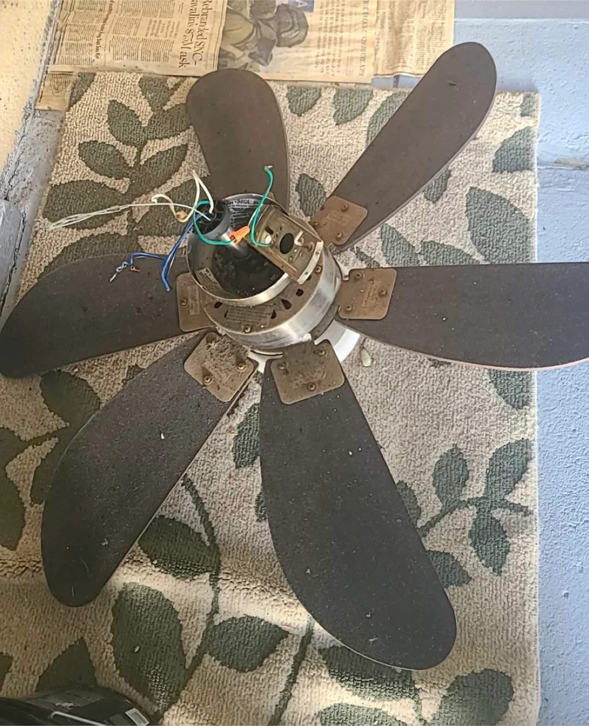 Ceiling Fan with Light - photo 2