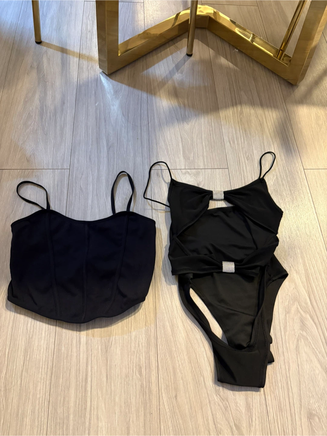 Black tops!