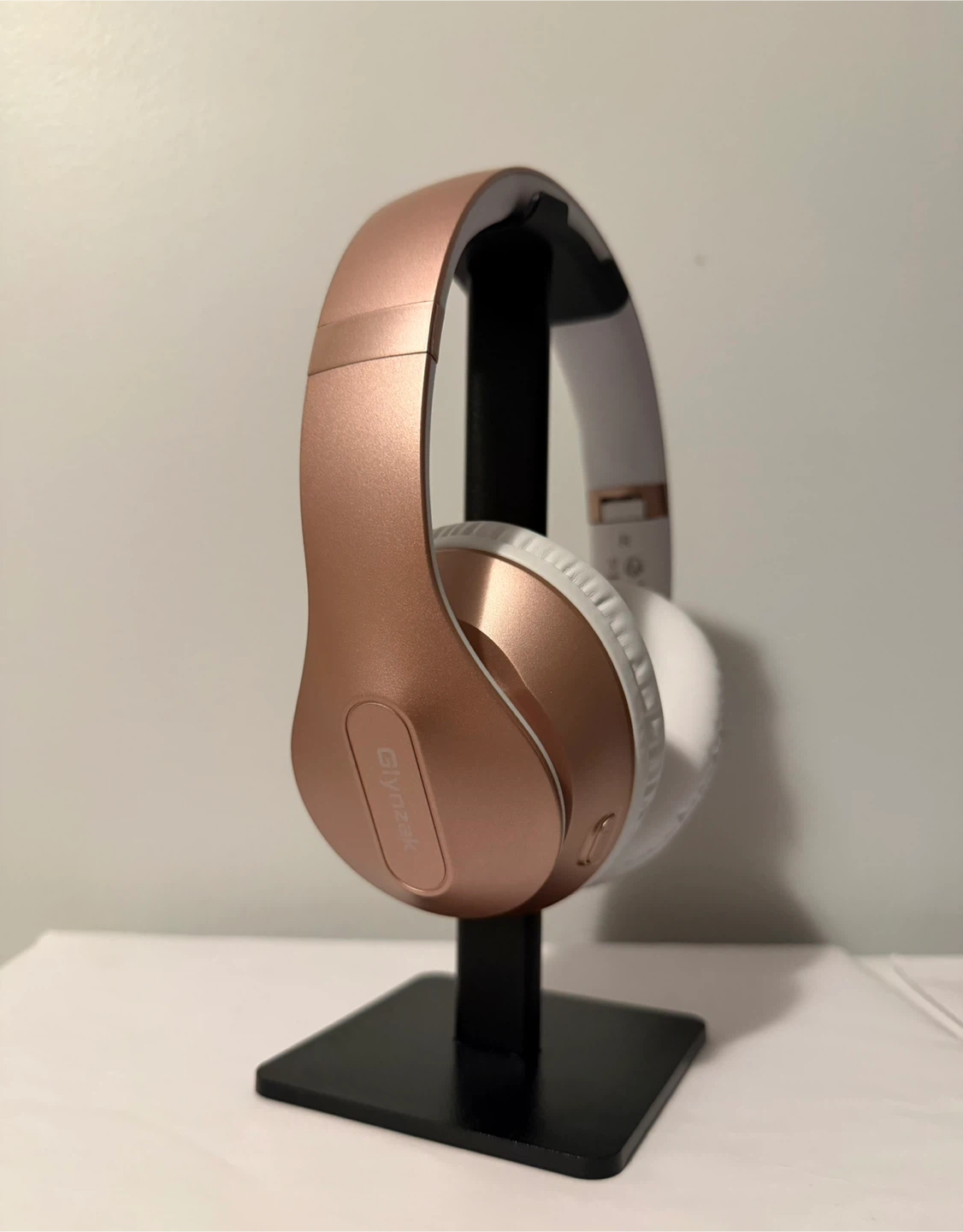 Wireless Headphones - NEW - photo 5