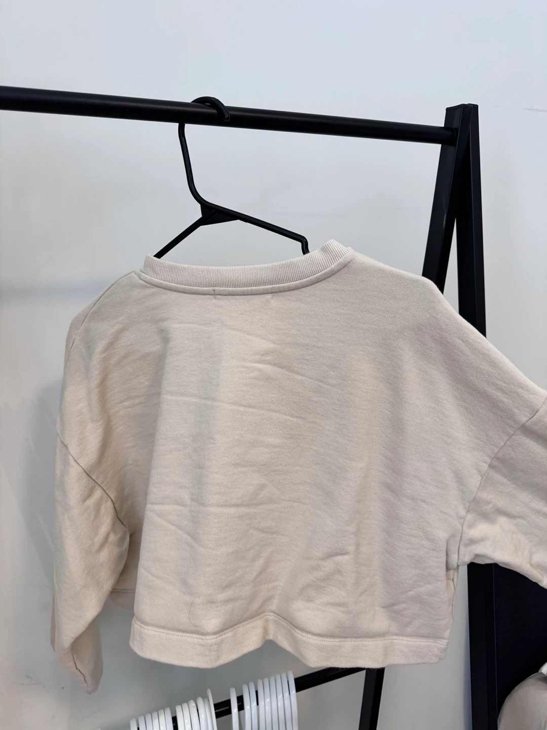 OAK + FORT Refined Beige Cropped Sweatshirt - photo 3