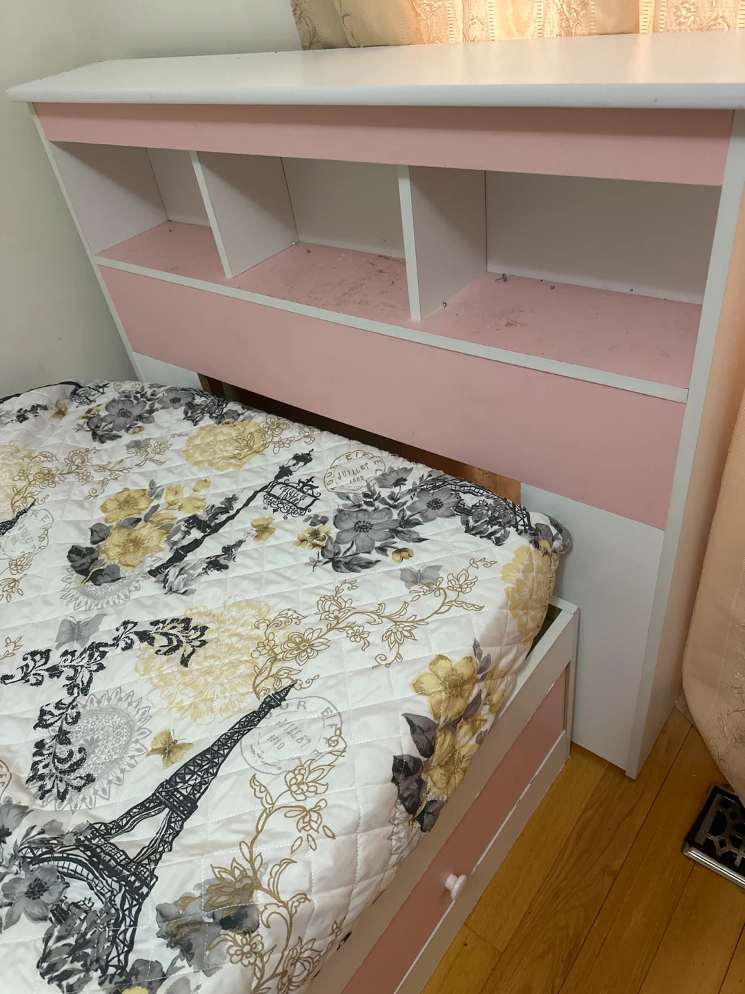 Pink Dresser with Mirror and Bedside Table - photo 3