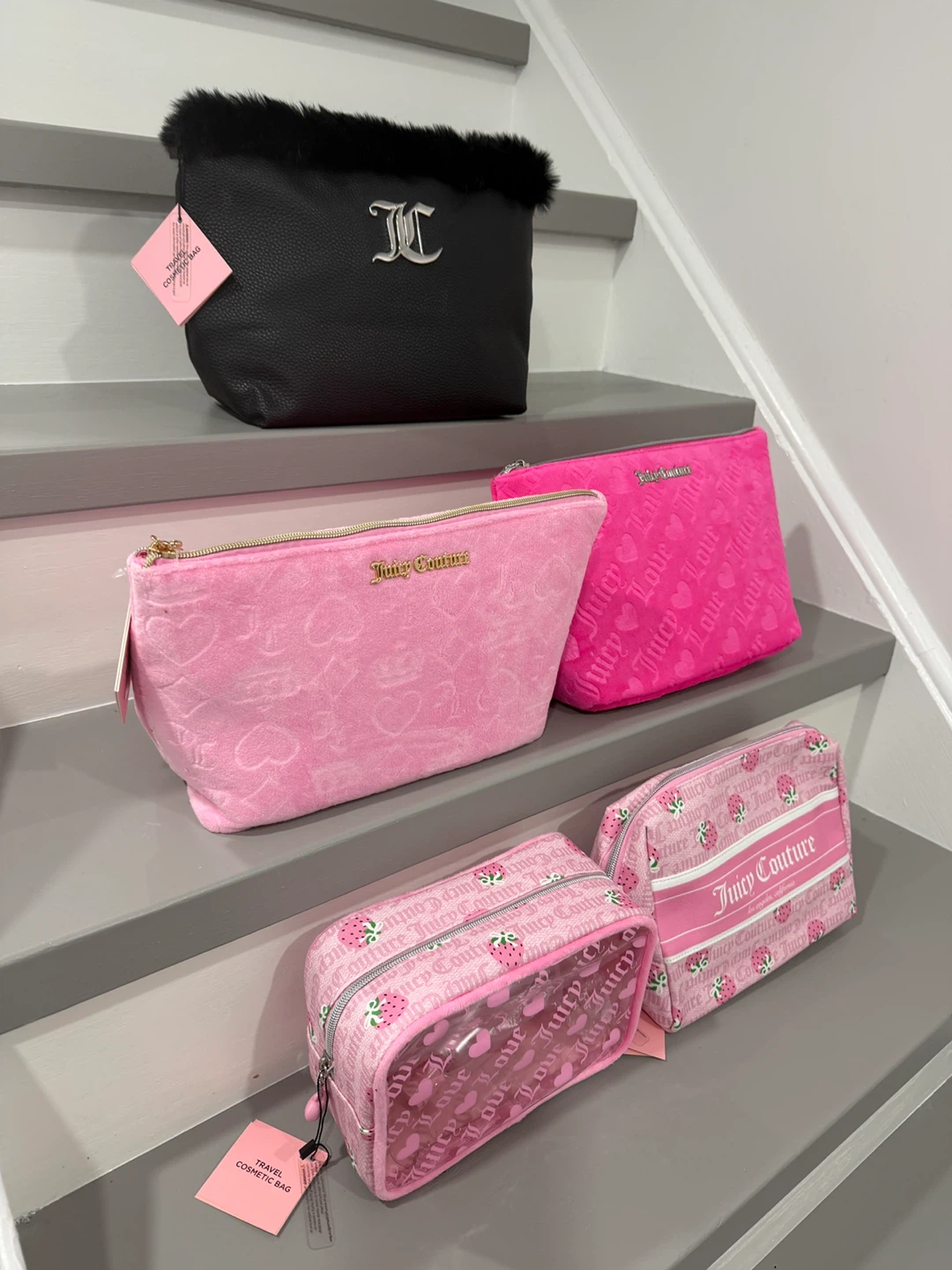 Juicy Couture Cosmetic Bags - photo 2