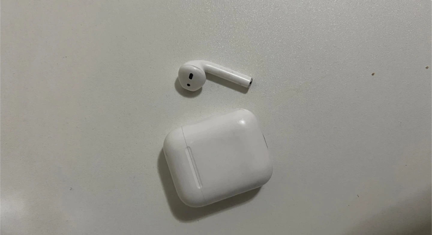 🧡 Apple AirPods 2nd Generation (right and box only) - photo 3