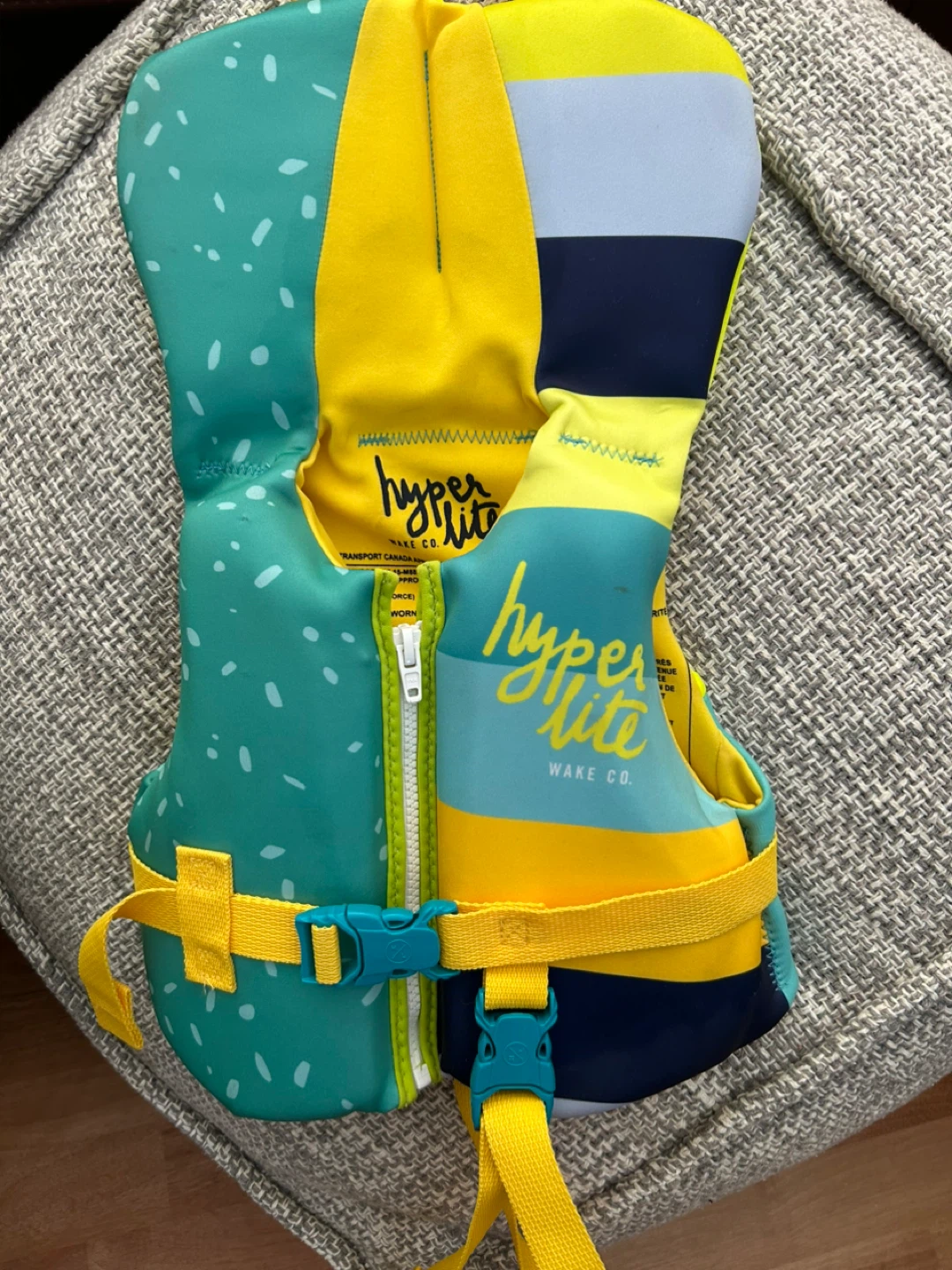 Kids life jackets-all sizes! Excellent condition - photo 5