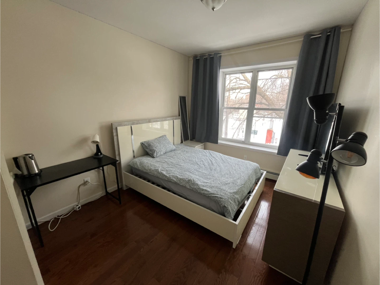 Queen Bed Frame with Headboard - photo 3