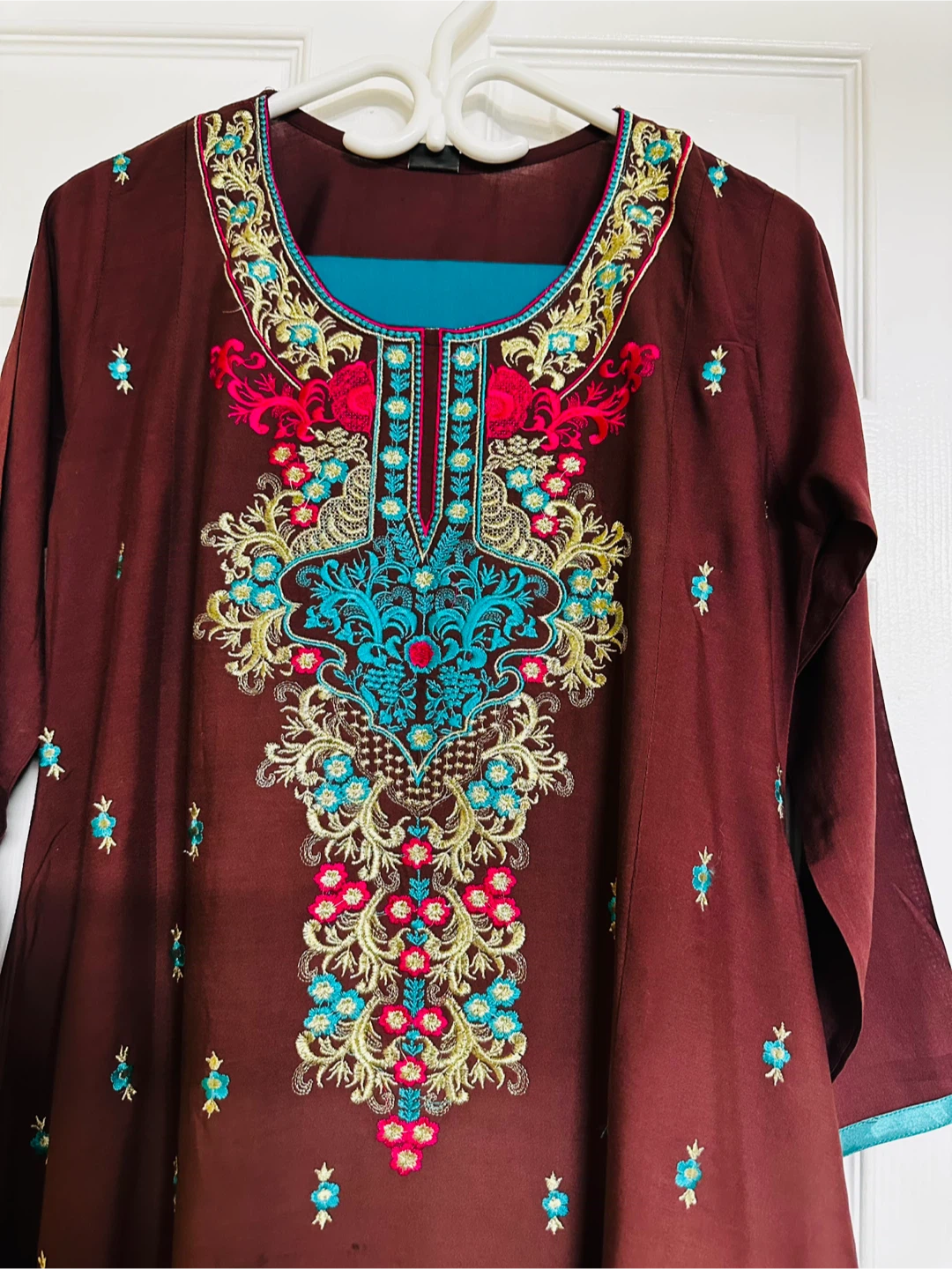 Embroidered Kurti 3 piece Set
