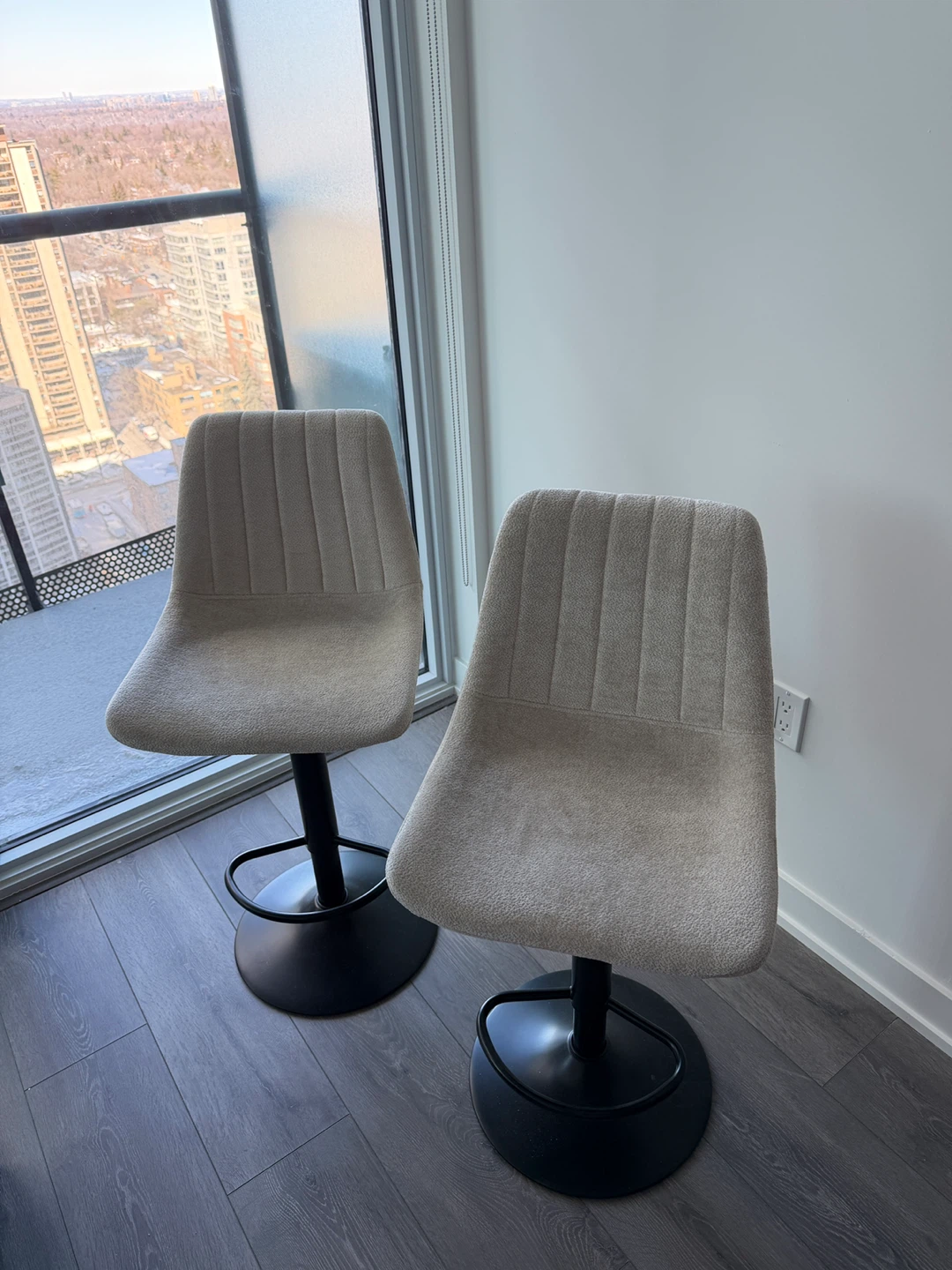 Adjustable Swivel Bar Stools - Set of 2 - photo 2