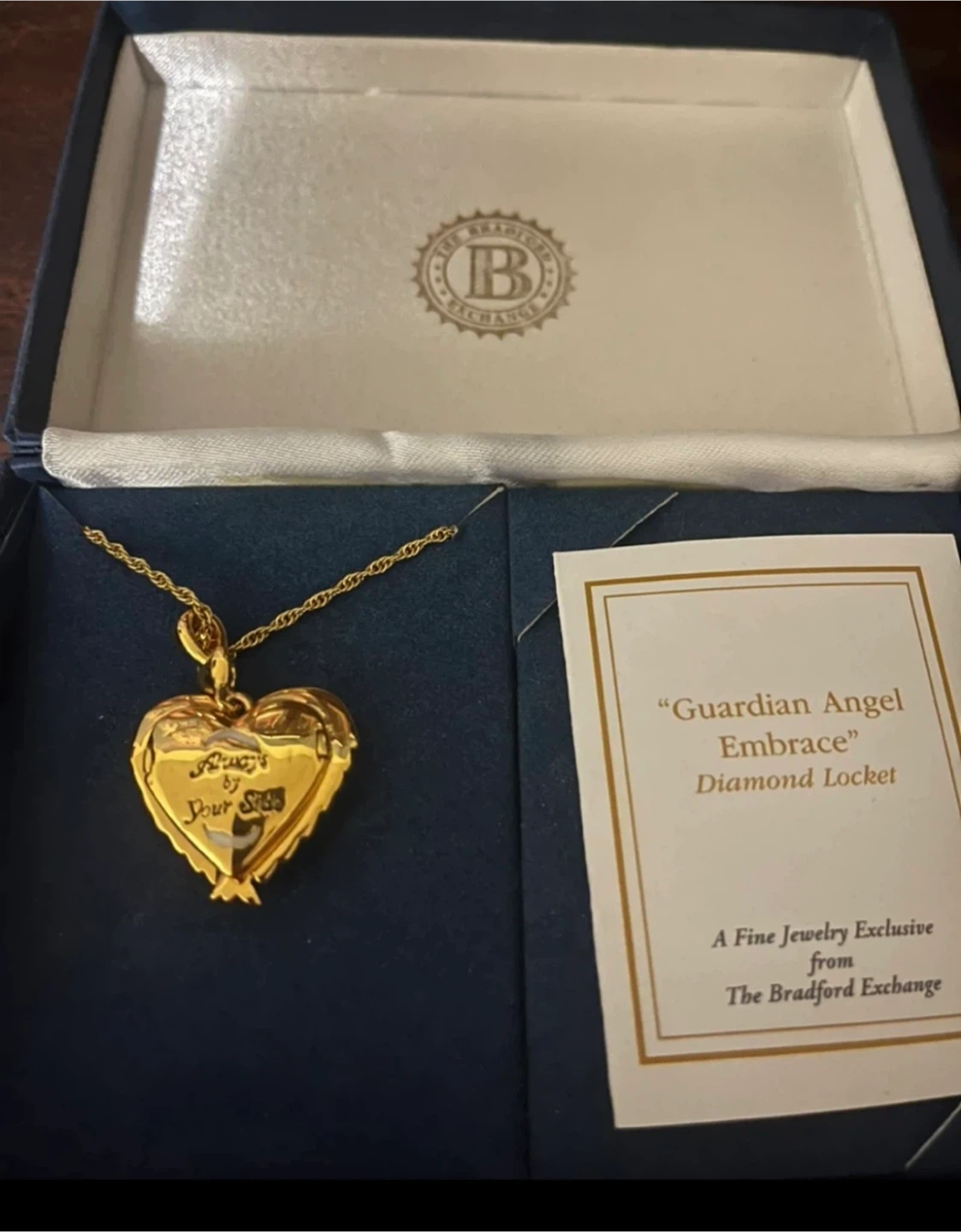 Guardian Angel Diamond Locket - photo 4