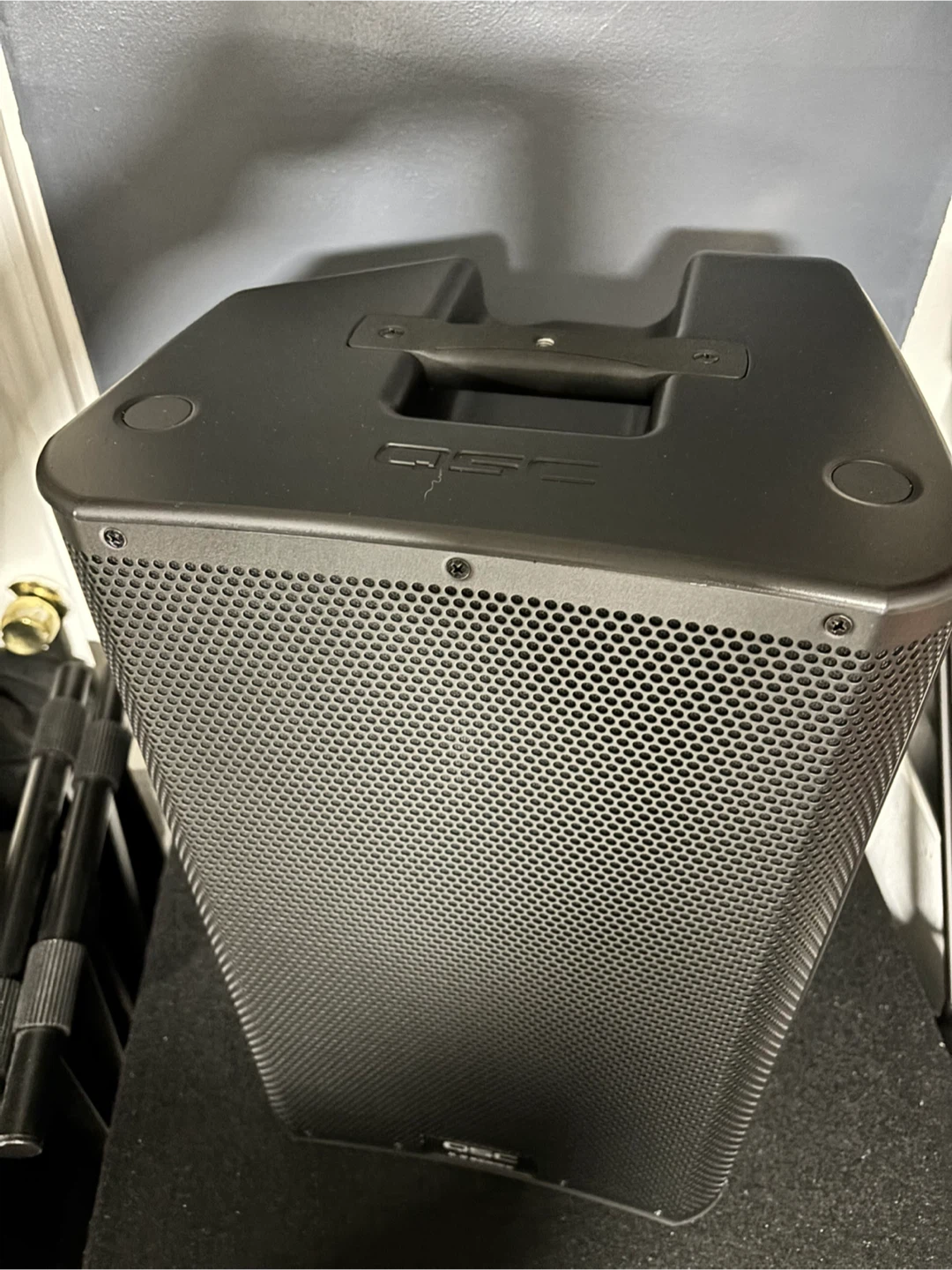 QSC K10.2 2000W Active Loudspeaker - photo 3