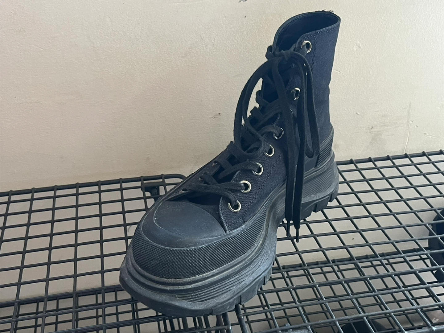 Alexander McQueen Black Canvas Tread Slick Boots - photo 5