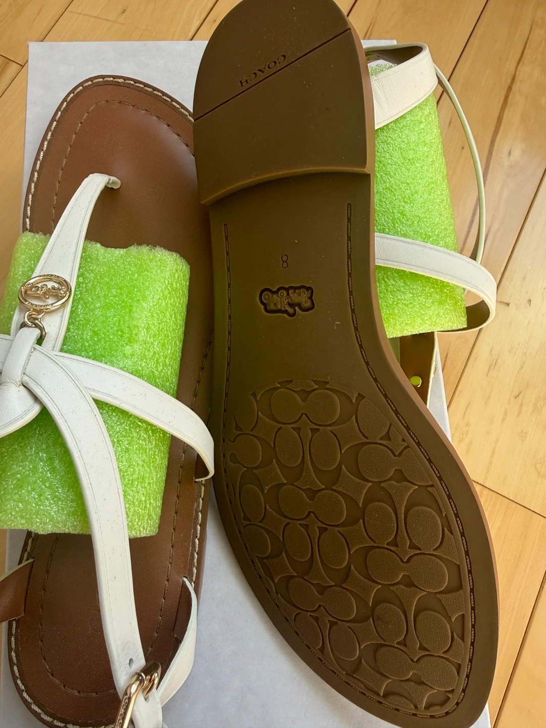 Coach White Leather Thong Sandals - photo 4