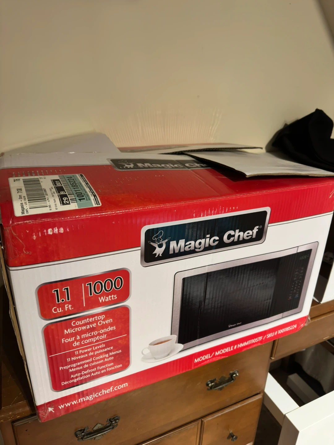 Magic Chef 1.1 Cu. Ft. Countertop Microwave Oven - photo 4