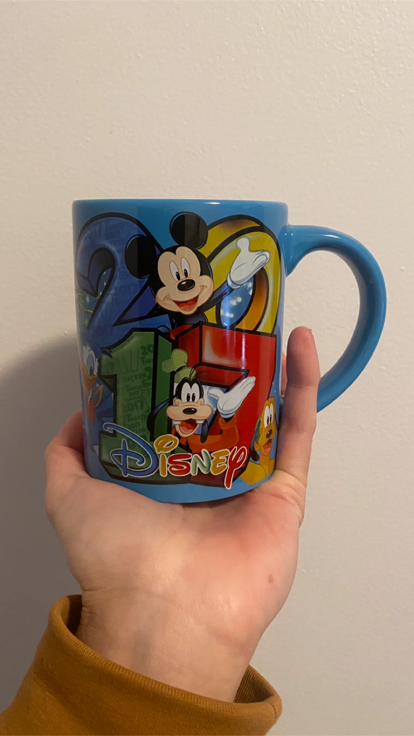 2017 Walt Disney mug