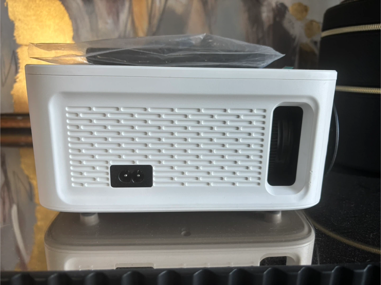 VEEMI Projector with Bluetooth Remote Control - photo 5