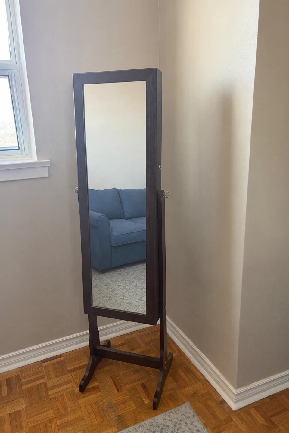 Lockable Standing Jewelry Cabinet with Mirror