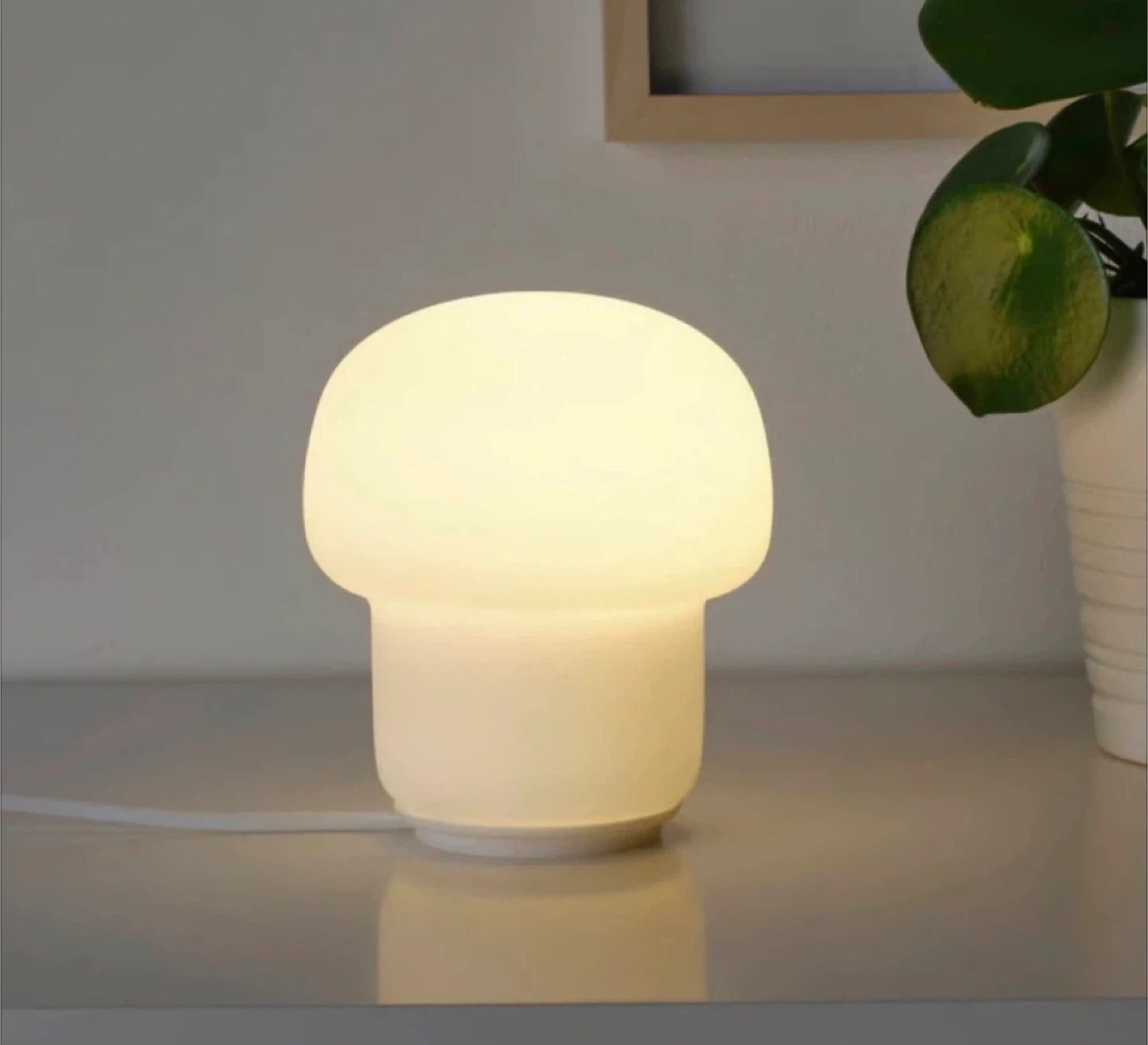 🧡 IKEA TOKABO Table lamp, glass