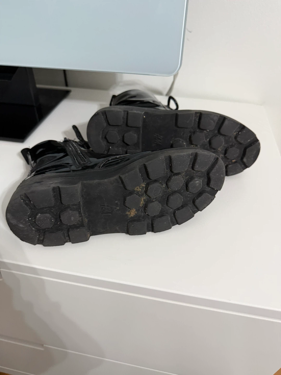 H&M combat boots size 2.5 girls - photo 4