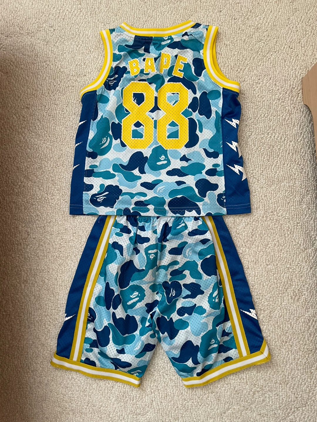 (4/5T) BAPE basketball jersey & shorts set - photo 2