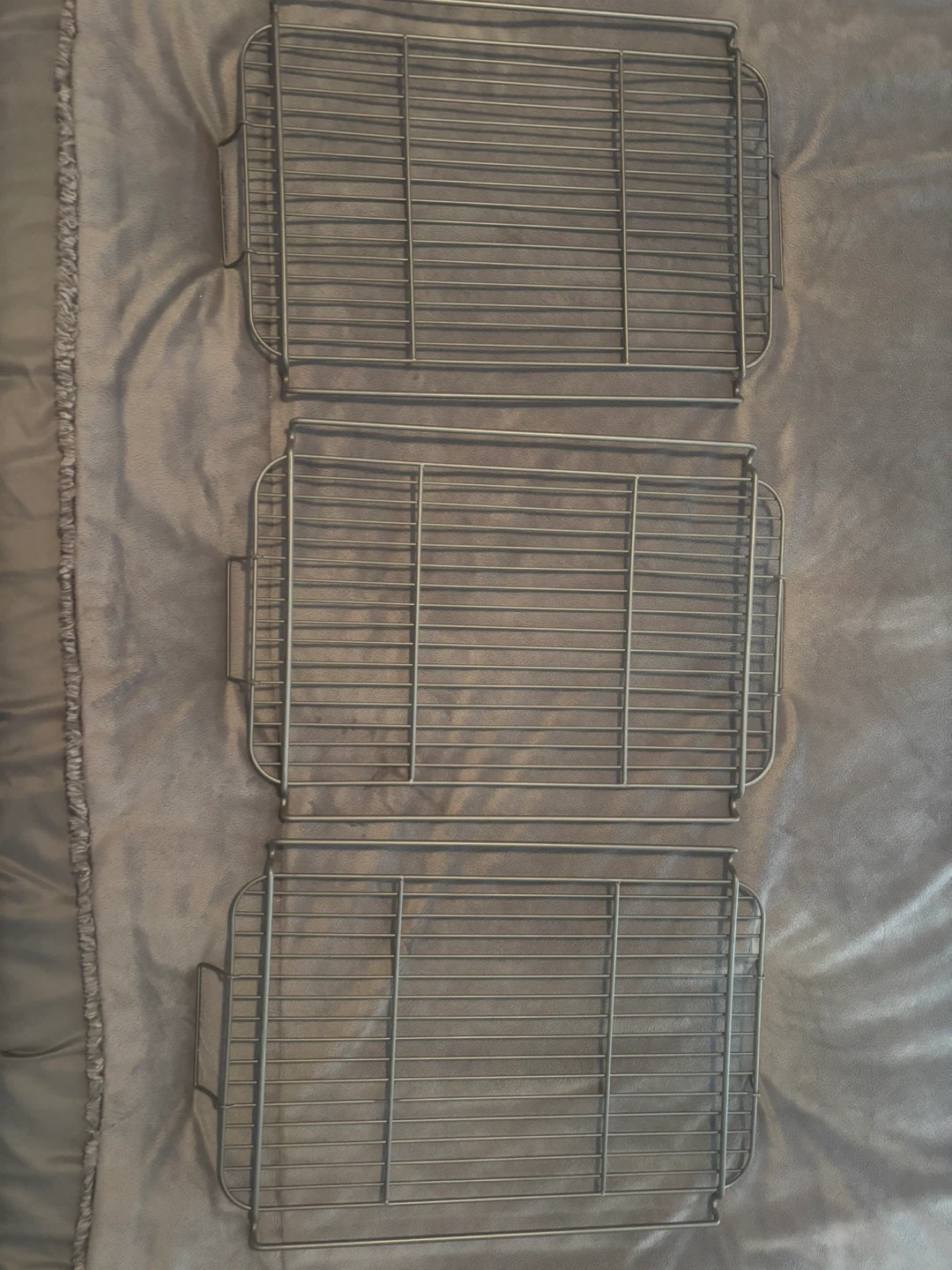 Set of 3 Metal Cooling Racks - photo 3