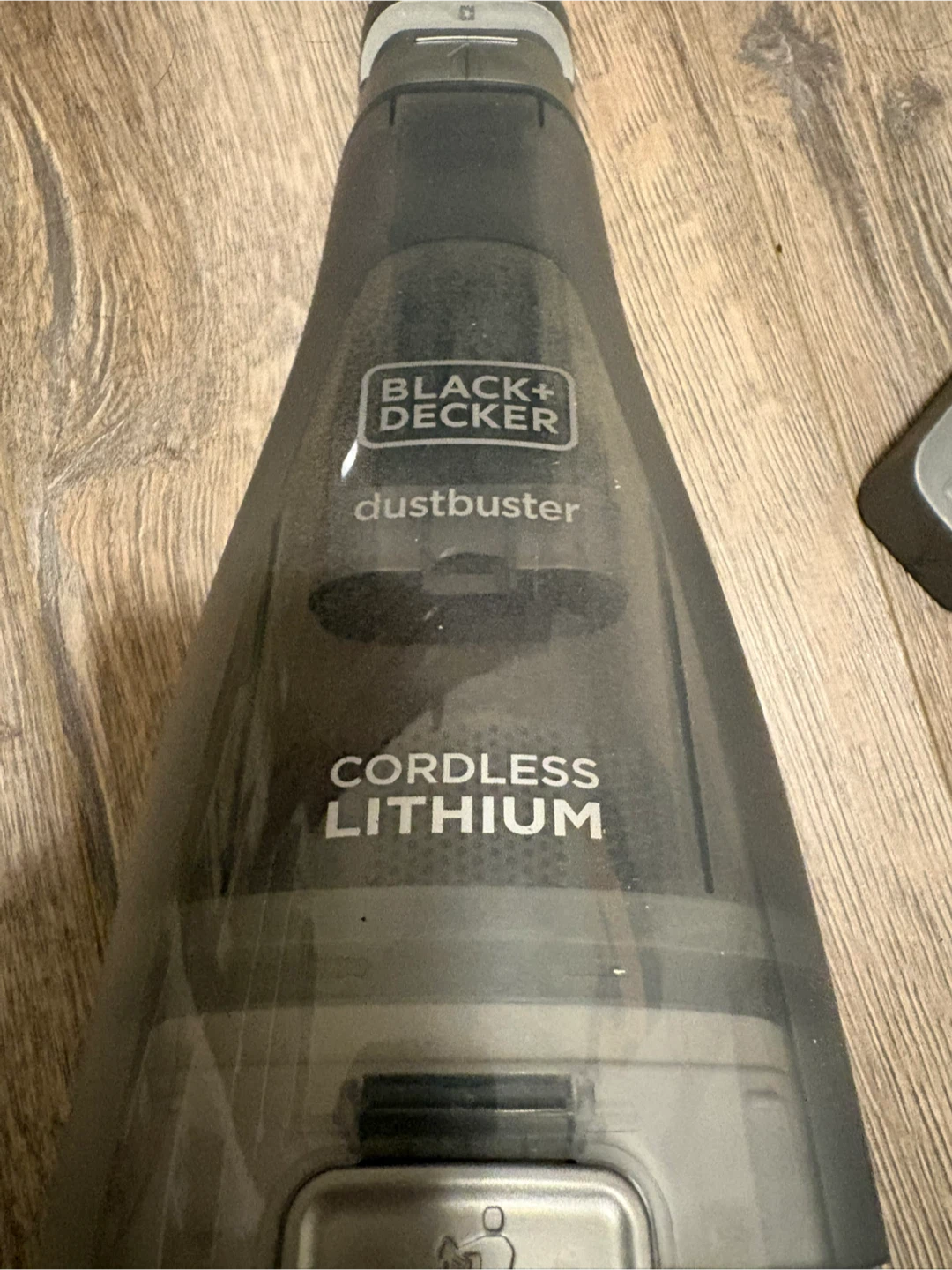 BLACK+DECKER DustBuster Cordless Lithium Handheld Vacuum - photo 2