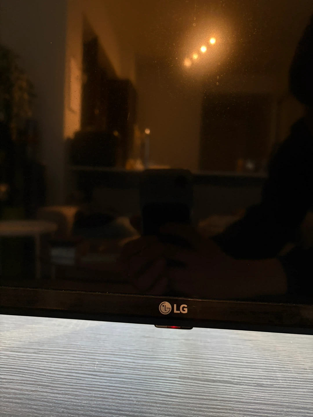 LG 55UM6910PUC 55" 4K UHD Smart TV - photo 2