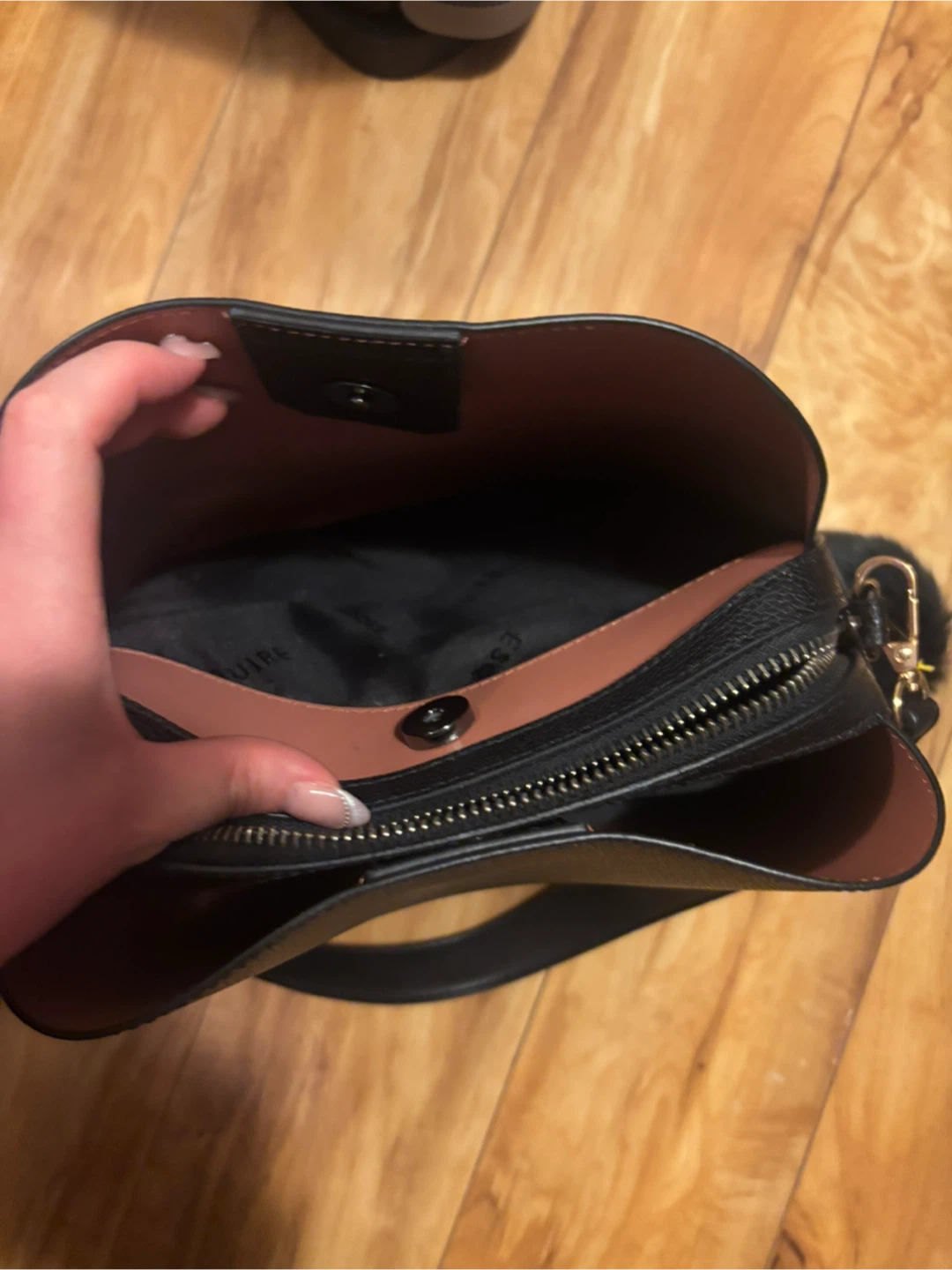 Brand New ESQUIRE Korea Black Leather Tote Bag with Pompom - photo 5
