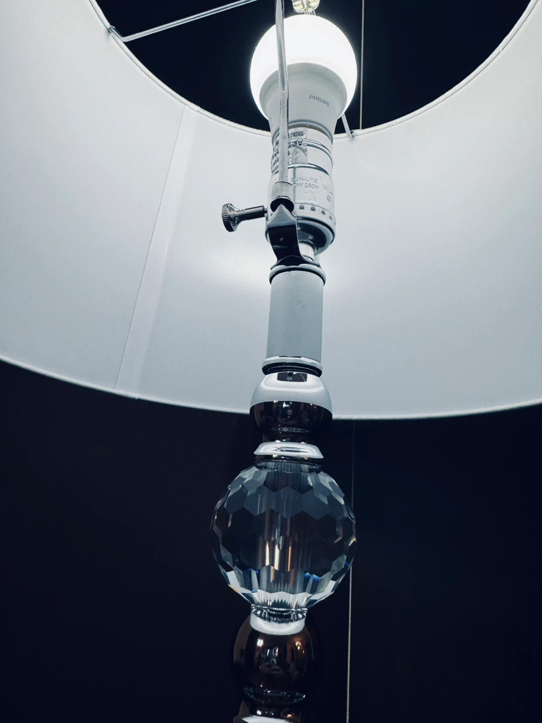 Crystal and Chrome Table Lamp - photo 4