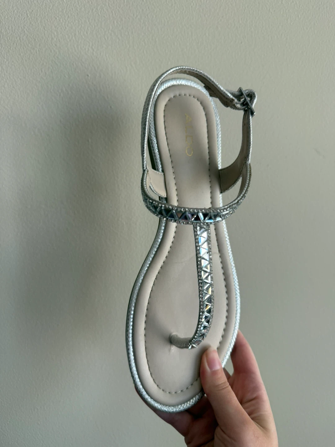 🧡 ALDO Silver Embellished Flat Sandals - Size 8 - photo 2