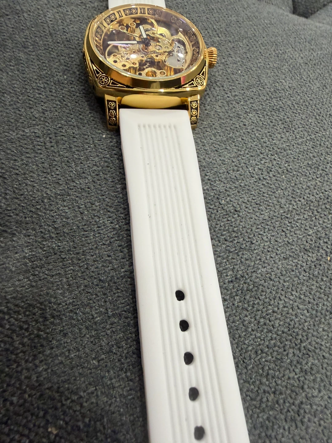Men's White-Golden Vintage Roman Mechanical Watch - photo 3