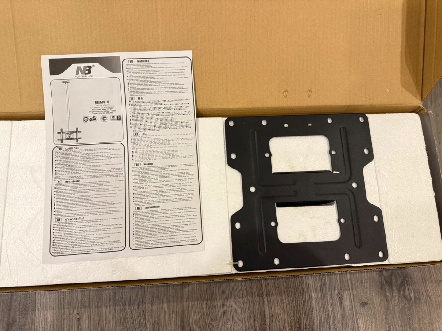 BNIB NB NBT560-15 Flat Panel Ceiling Mount for 32"-57" TVs - photo 4