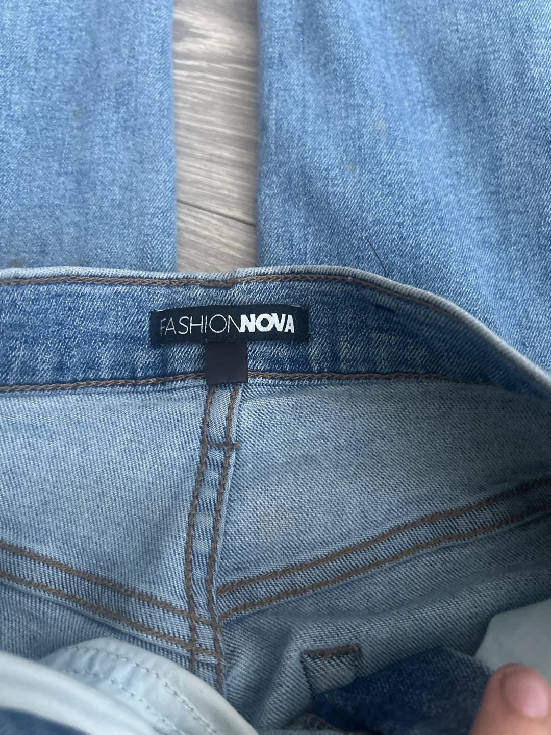 Fashion Nova Light Wash Flare Jeans Size 0 - photo 2
