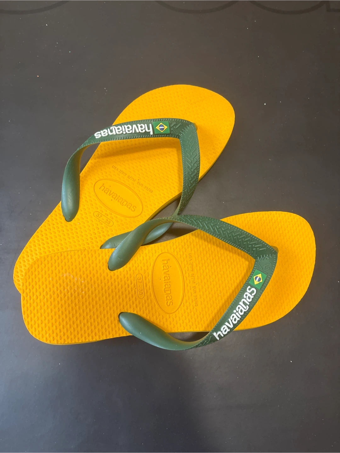Havaianas Flip Flops - Yellow/Green - women’s 7/8