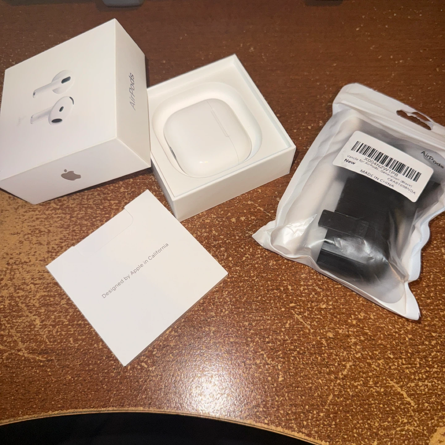AirPods 4 + Case cover with cleaning kit (Real one) - photo 3