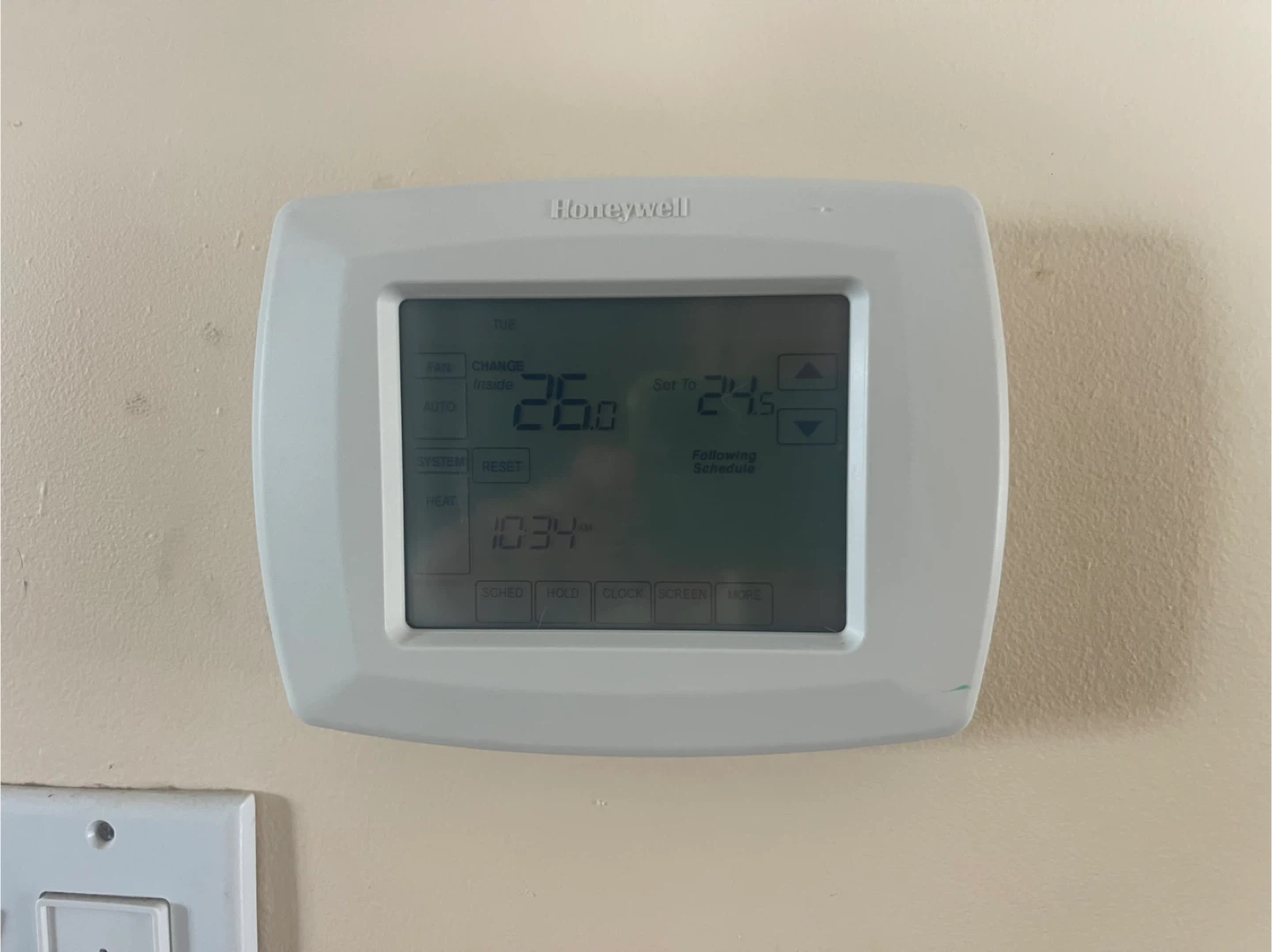 Honeywell Vision Pro 8000 Digital Thermostat - photo 2