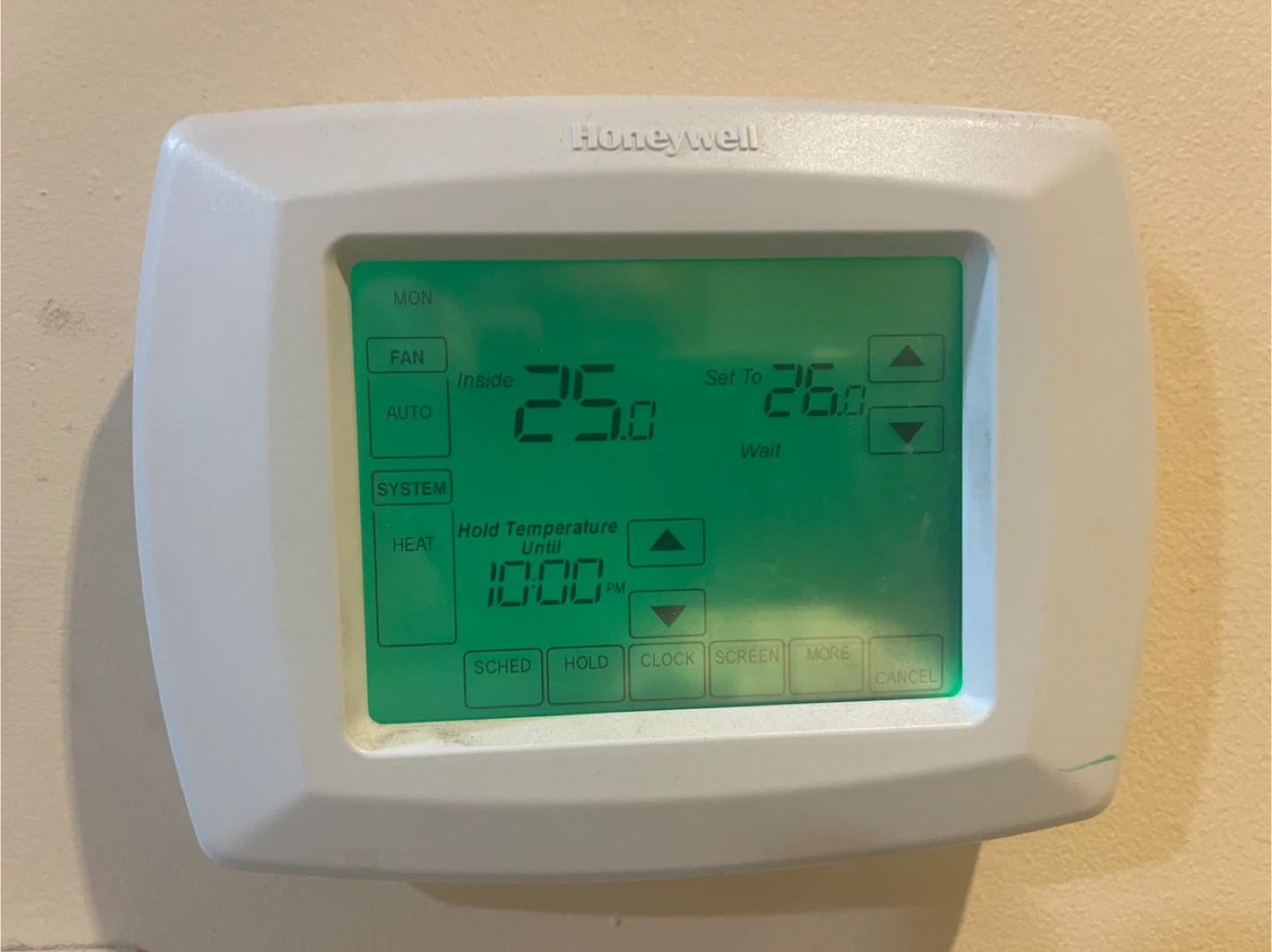 Honeywell Vision Pro 8000 Digital Thermostat