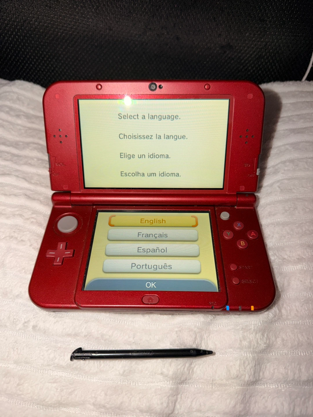 Nintendo New 3DS XL Red