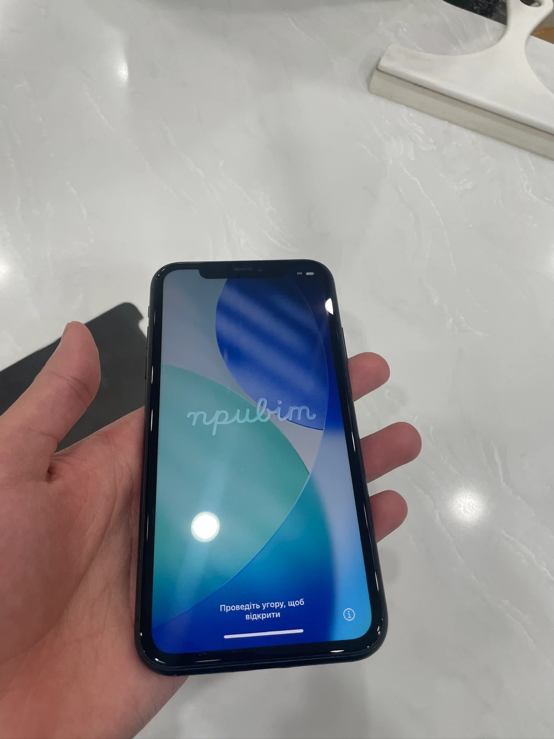 Apple iPhone 11 - photo 2